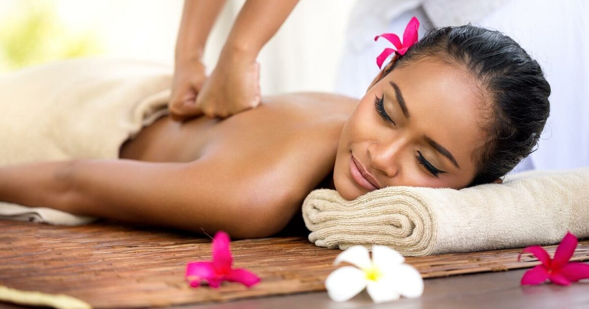 Aroma Massage